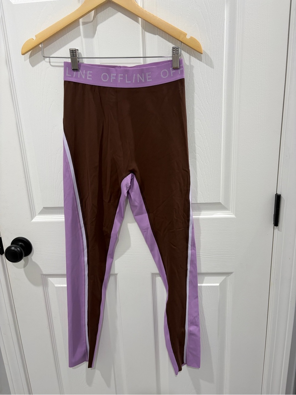 aerie Brown & Lavender Colorblock Leggings with Strappy Sports Bra - Picture 2 of 5